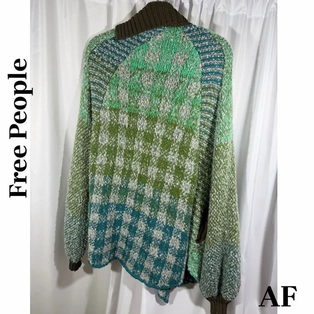 Free People Time after Time in Jade Oasis Knit Cardigan Size SP New - Picture 4 of 6